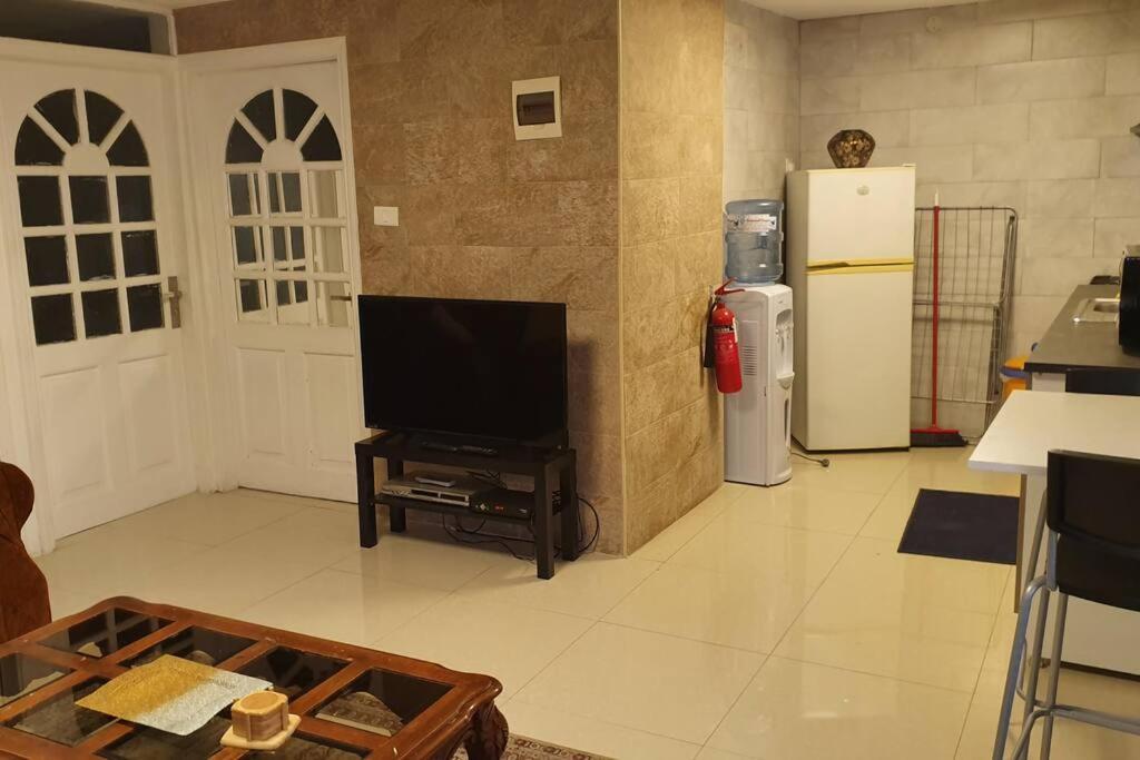 'C' Dazzling Modern 2 Bdrm Apt In Khalda Free Wifi Amman Ngoại thất bức ảnh